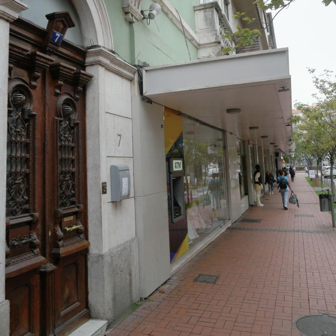 Alojamento Local Primavera Amadora Exterior photo